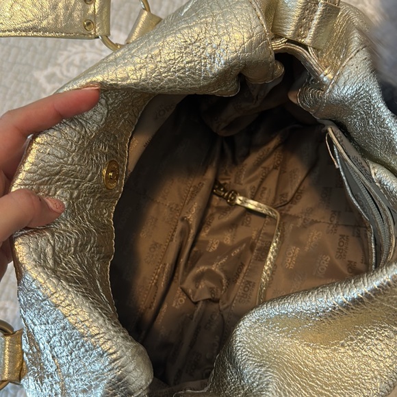 Michael Kors Austin Large Leather Satchel, Pale Gold - Picture 6 of 9